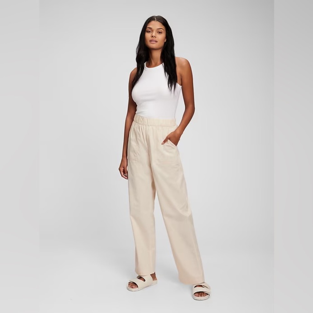 GAP Off-Duty Khaki